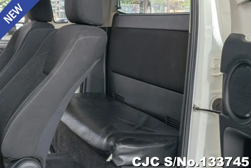 2022 Toyota / Hilux / Revo Stock No. 133745