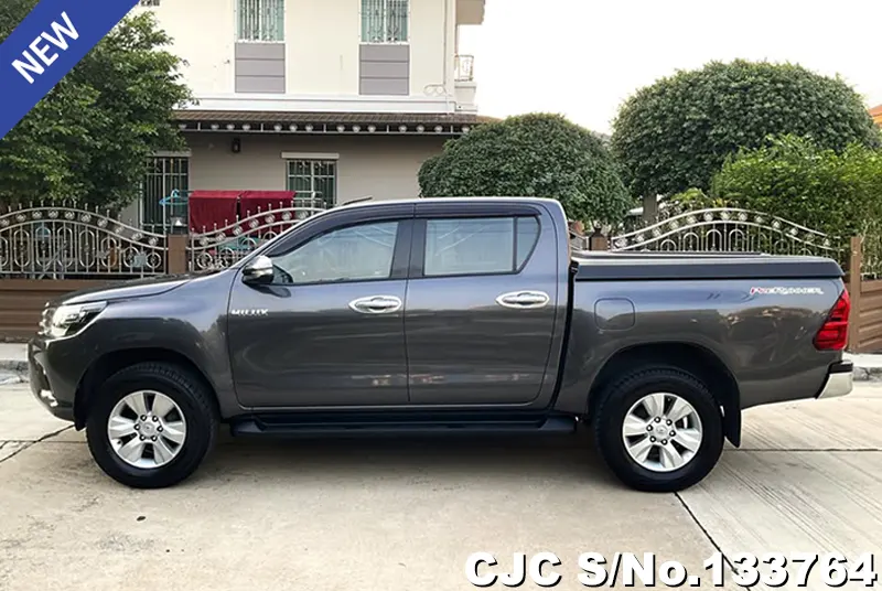 2016 Toyota / Hilux / Revo Stock No. 133764