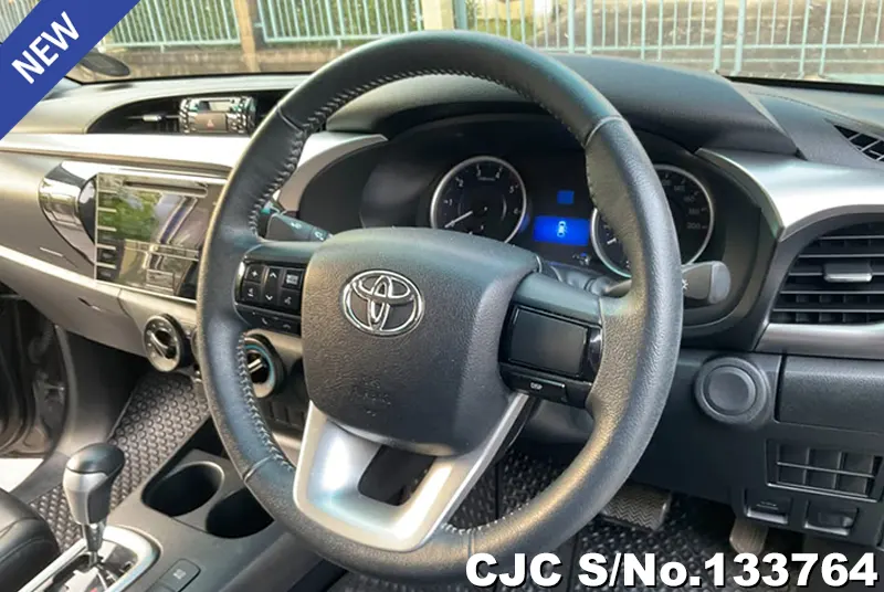 2016 Toyota / Hilux / Revo Stock No. 133764