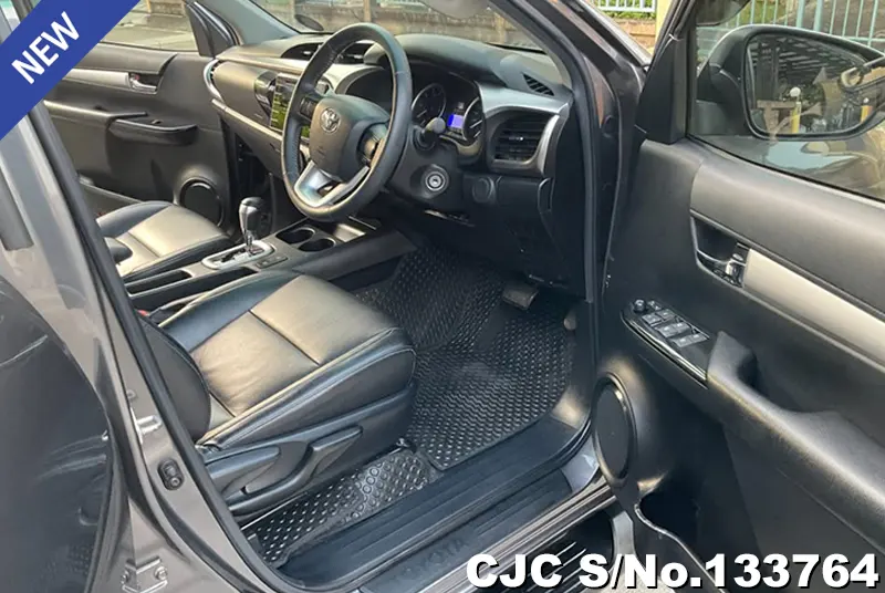 2016 Toyota / Hilux / Revo Stock No. 133764