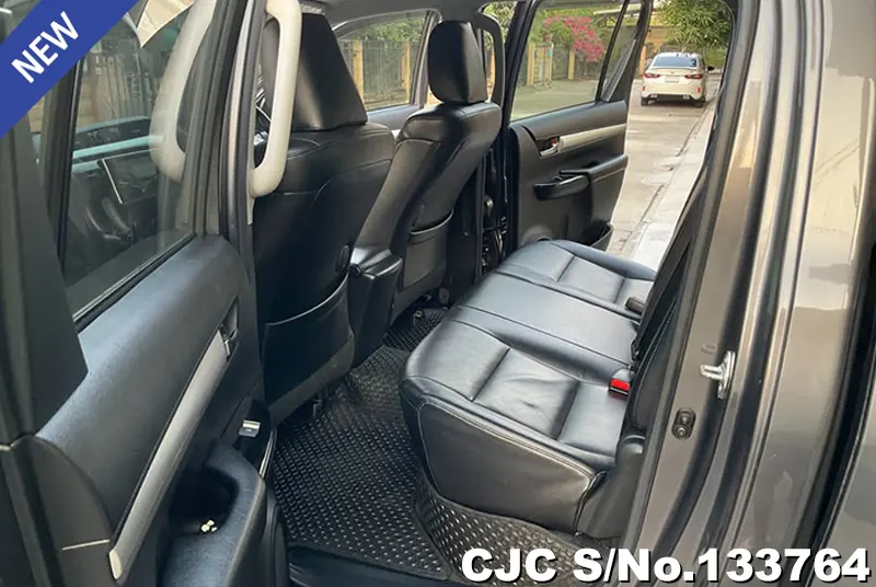 2016 Toyota / Hilux / Revo Stock No. 133764