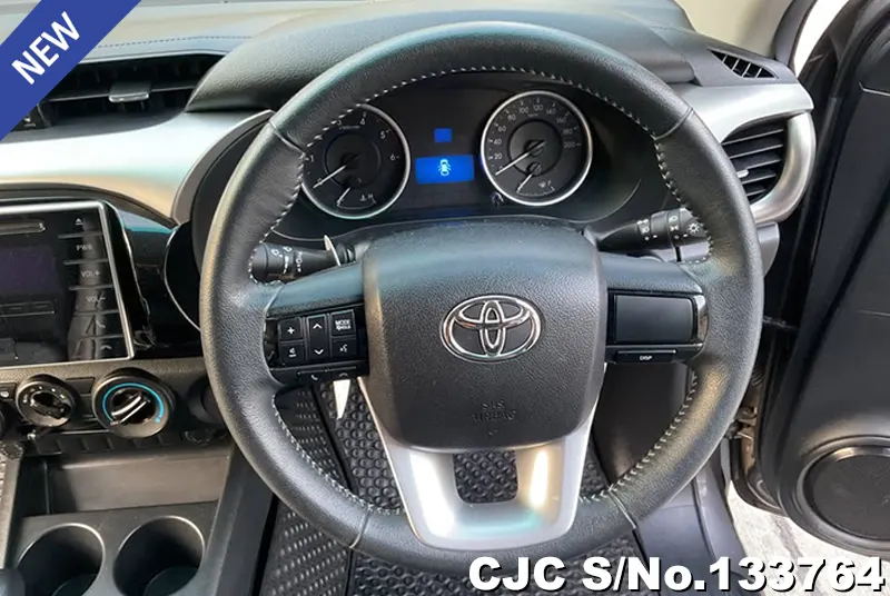 2016 Toyota / Hilux / Revo Stock No. 133764
