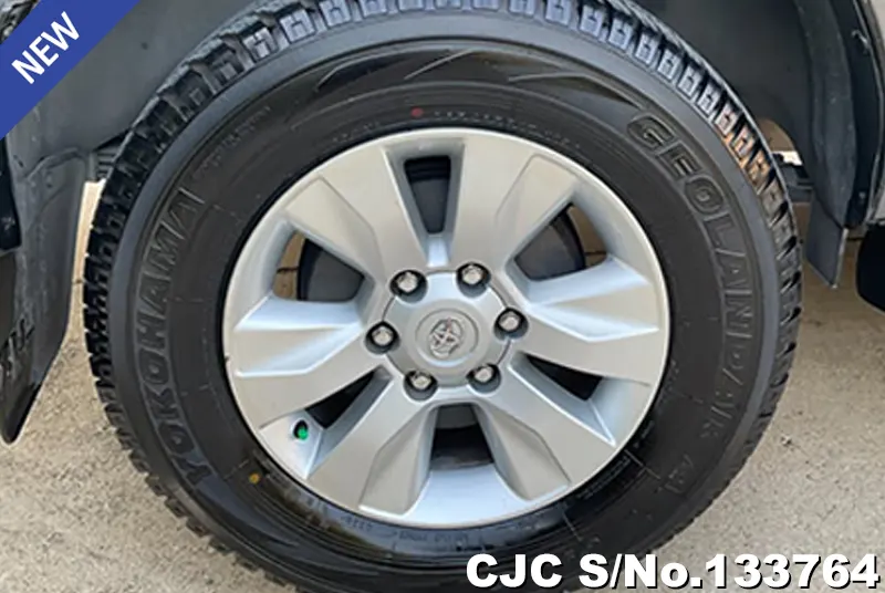 2016 Toyota / Hilux / Revo Stock No. 133764