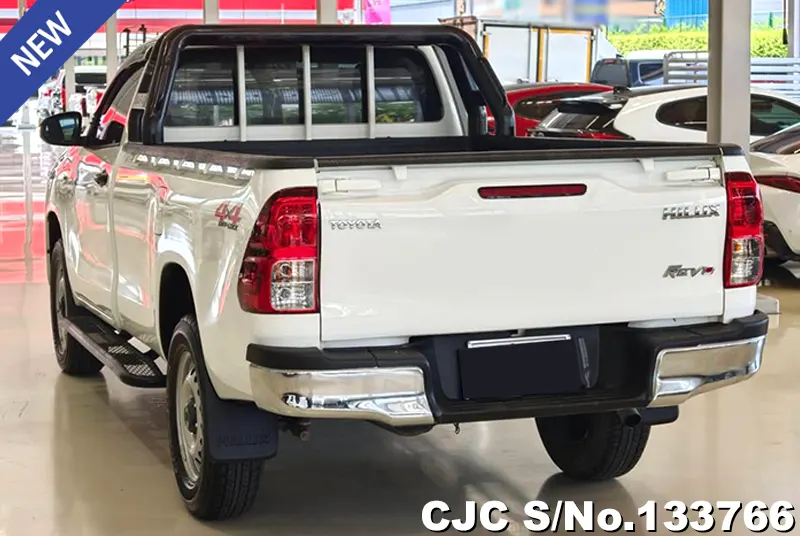 2023 Toyota / Hilux / Revo Stock No. 133766