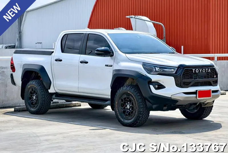 2025 Toyota / Hilux / Revo Stock No. 133767