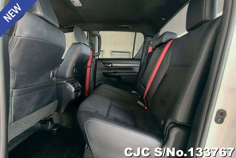 2025 Toyota / Hilux / Revo Stock No. 133767