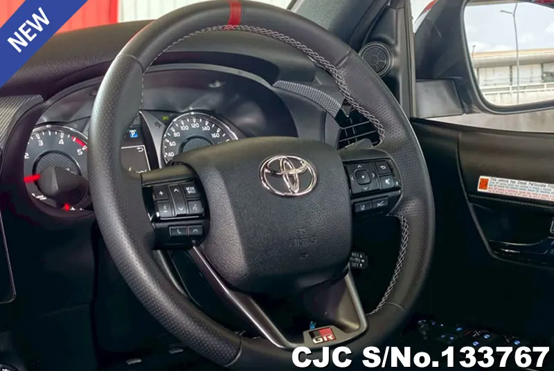 2025 Toyota / Hilux / Revo Stock No. 133767