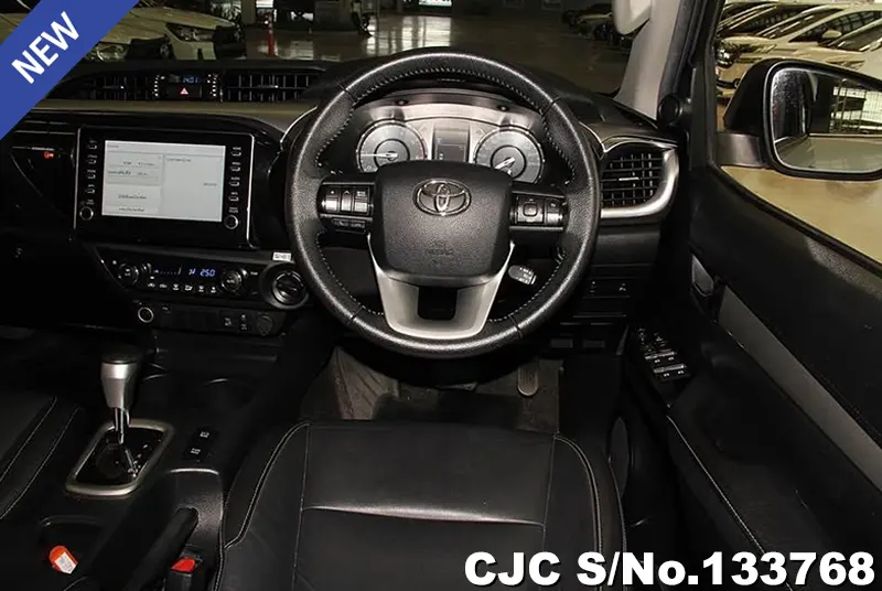 2020 Toyota / Hilux / Revo Stock No. 133768