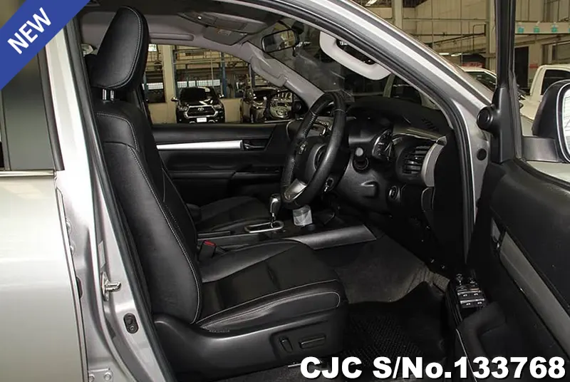 2020 Toyota / Hilux / Revo Stock No. 133768
