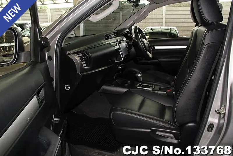 2020 Toyota / Hilux / Revo Stock No. 133768