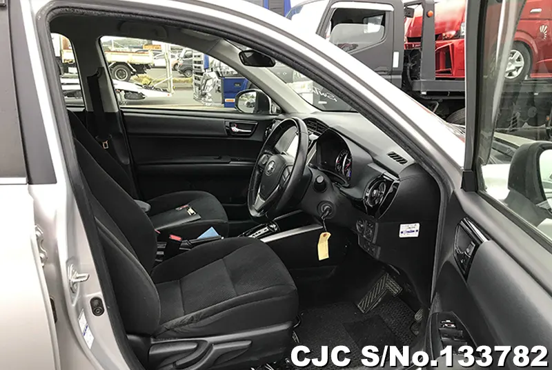 2018 Toyota / Corolla Axio Stock No. 133782