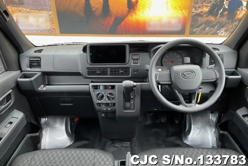 2025 Daihatsu / Hijet Van Stock No. 133783