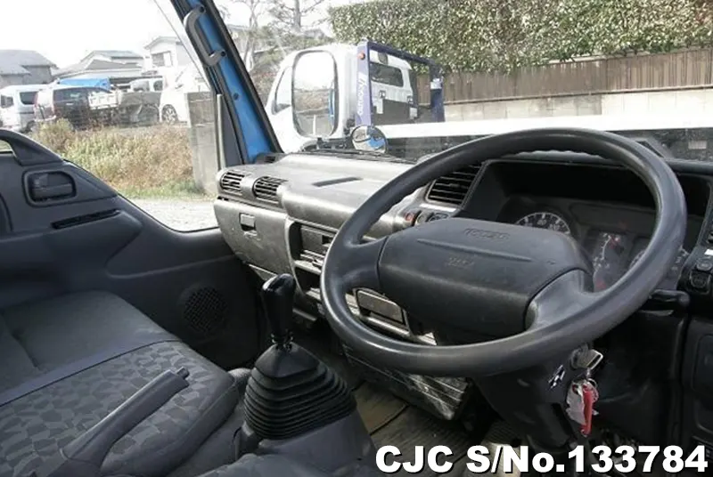 2006 Isuzu / Elf Stock No. 133784