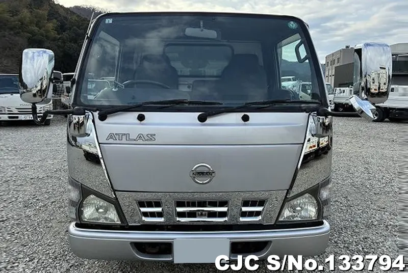 2006 Nissan / Atlas Stock No. 133794