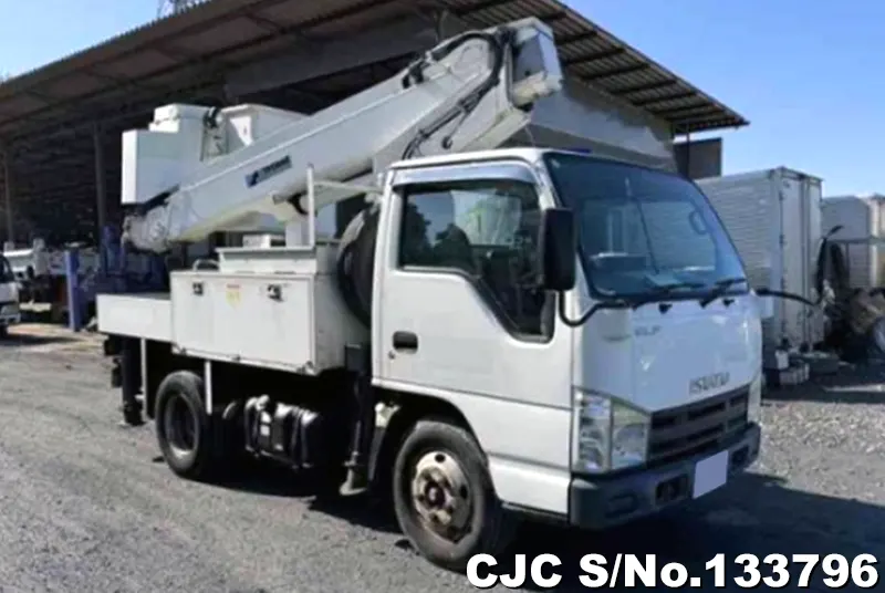 2009 Isuzu / Elf Stock No. 133796