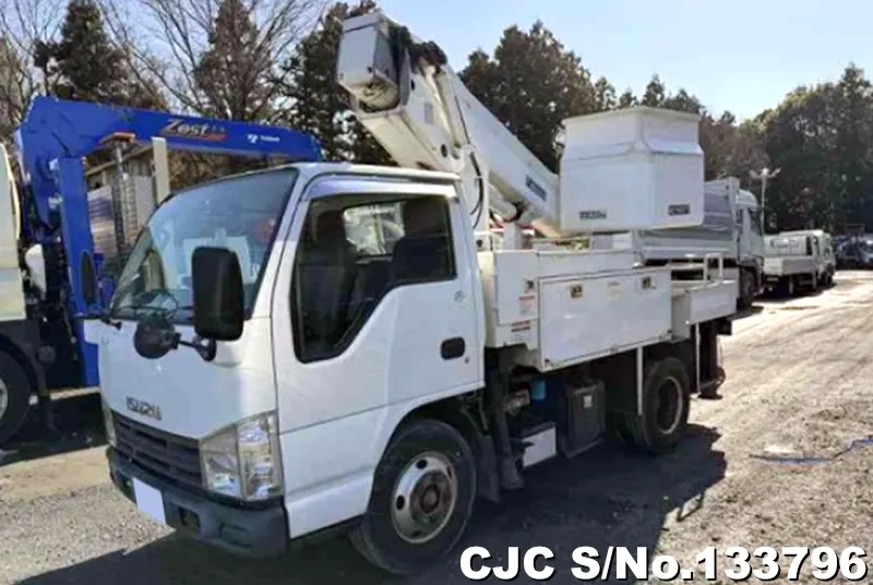 2009 Isuzu / Elf Stock No. 133796