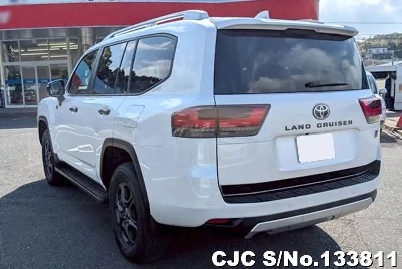 2025 Toyota / Land Cruiser Stock No. 133811