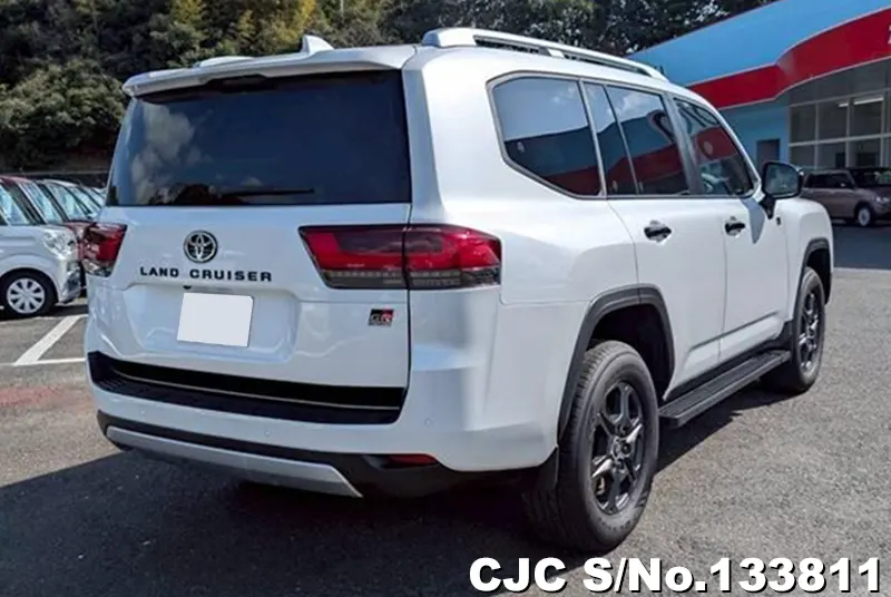 2025 Toyota / Land Cruiser Stock No. 133811