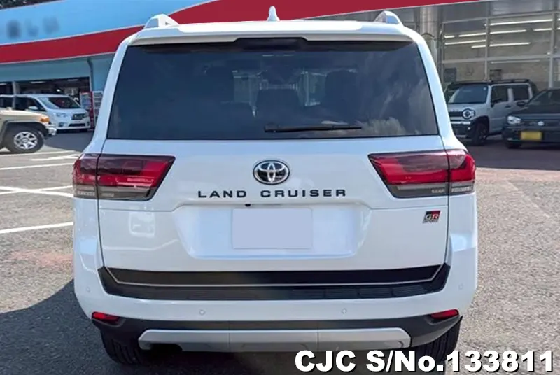 2025 Toyota / Land Cruiser Stock No. 133811