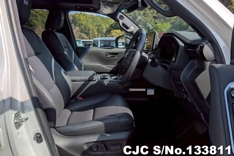 2025 Toyota / Land Cruiser Stock No. 133811