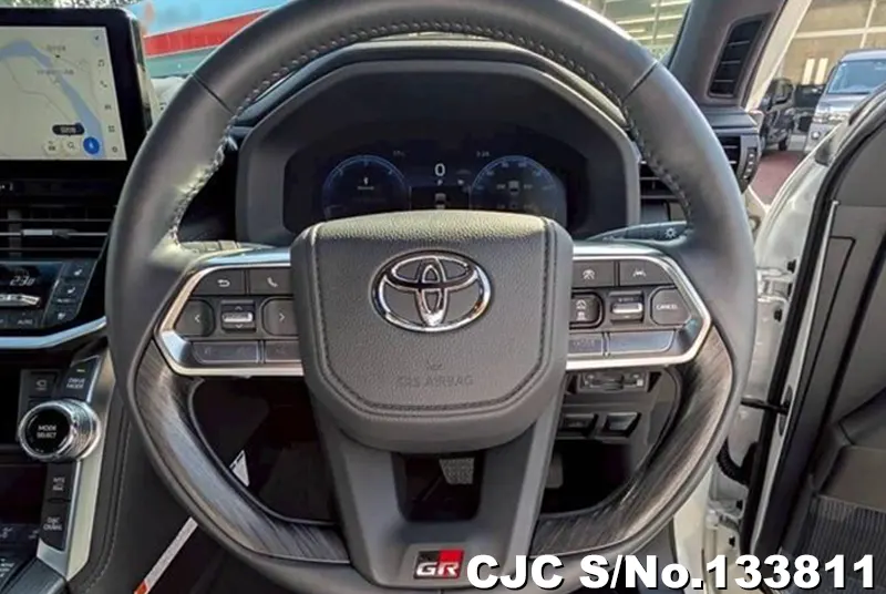 2025 Toyota / Land Cruiser Stock No. 133811