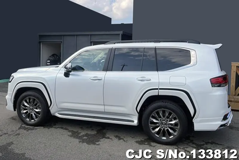 2025 Toyota / Land Cruiser Stock No. 133812