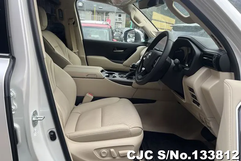 2025 Toyota / Land Cruiser Stock No. 133812