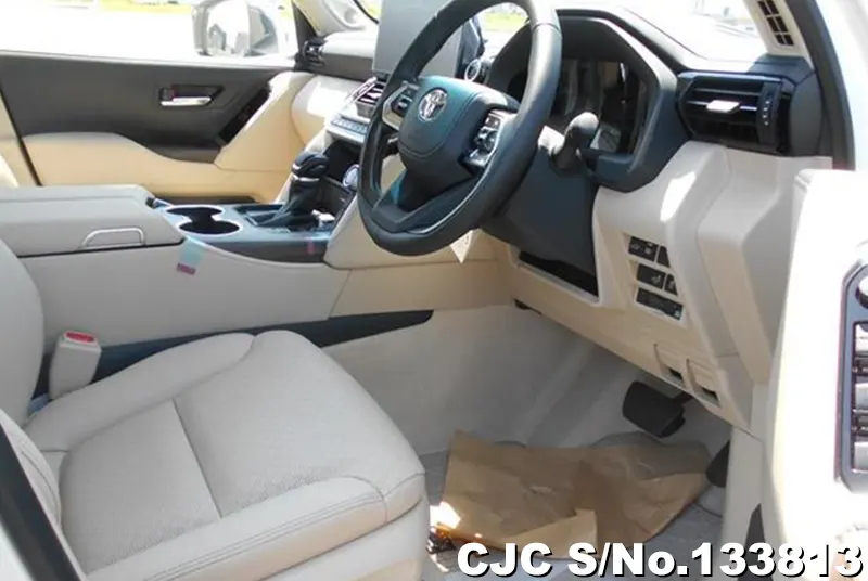 2025 Toyota / Land Cruiser Stock No. 133813