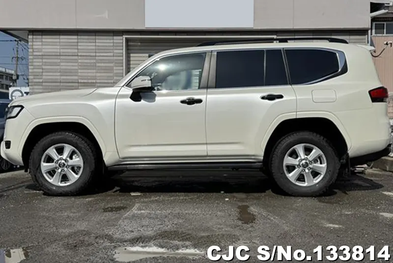 2024 Toyota / Land Cruiser Stock No. 133814