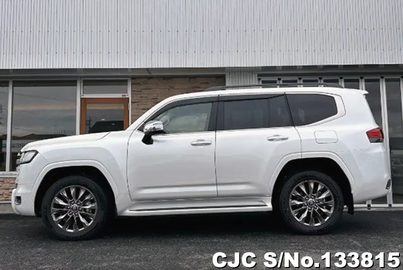 2024 Toyota / Land Cruiser Stock No. 133815