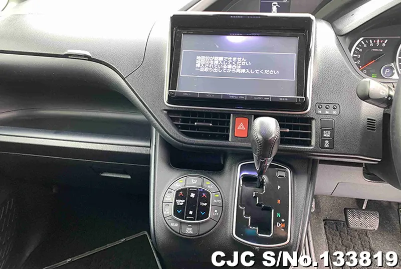 2016 Toyota / Voxy Stock No. 133819