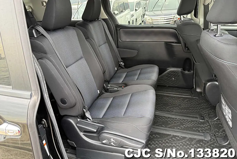 2016 Toyota / Voxy Stock No. 133820