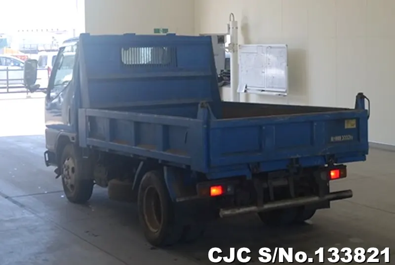 2001 Mitsubishi / Canter Stock No. 133821