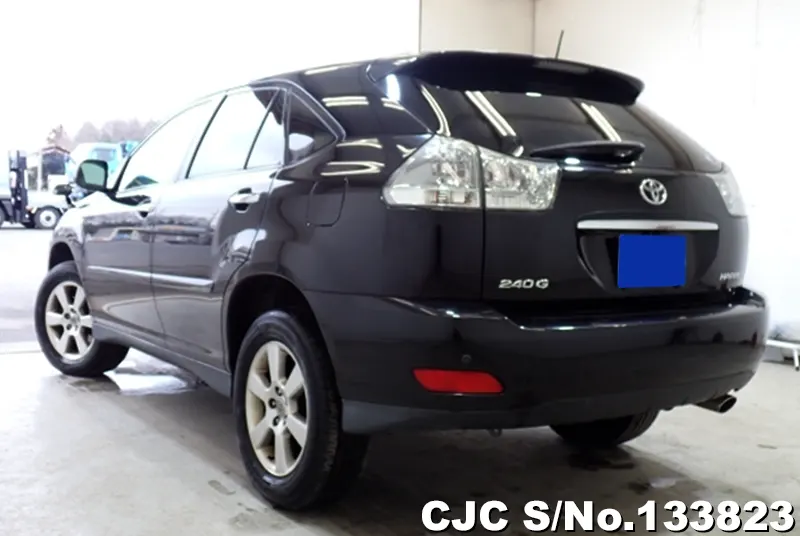 2007 Toyota / Harrier Stock No. 133823