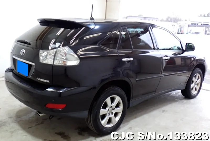 2007 Toyota / Harrier Stock No. 133823