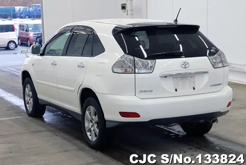 2007 Toyota / Harrier Stock No. 133824