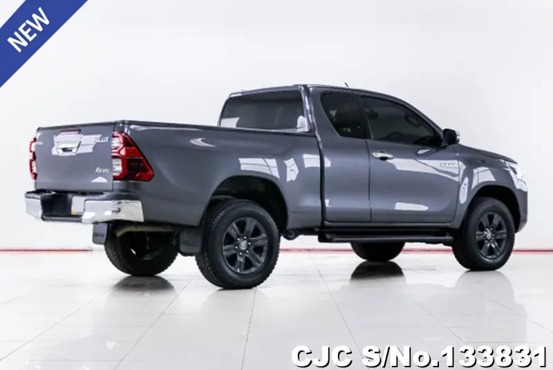 Toyota Hilux in Gray for Sale Image 1