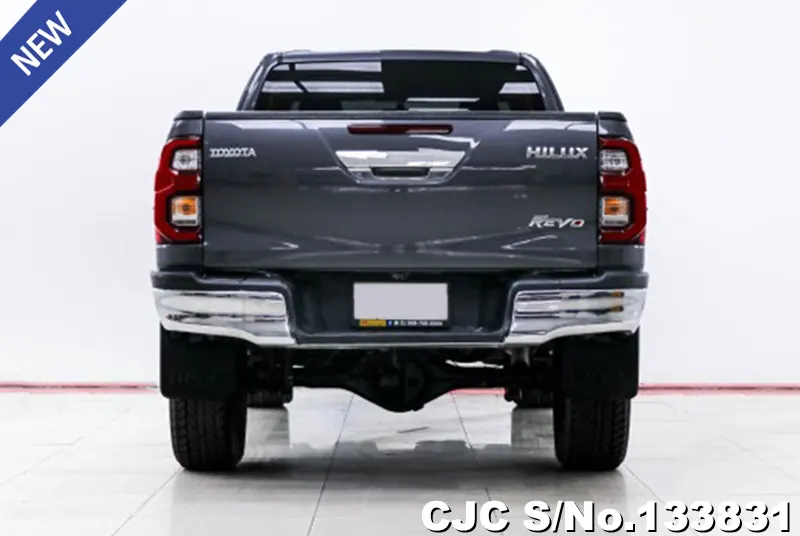 Toyota Hilux in Gray for Sale Image 3