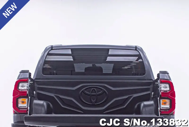 2021 Toyota / Hilux / Revo Stock No. 133832