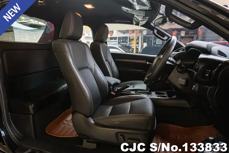 2021 Toyota / Hilux / Revo Rocco Stock No. 133833