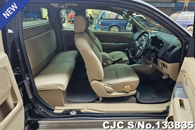 2013 Toyota / Hilux / Vigo Stock No. 133835