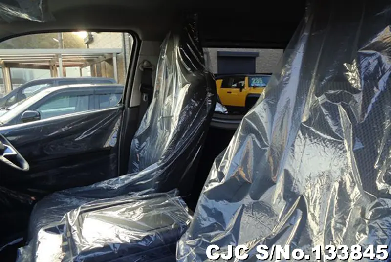 2026 Nissan / Caravan Stock No. 133845