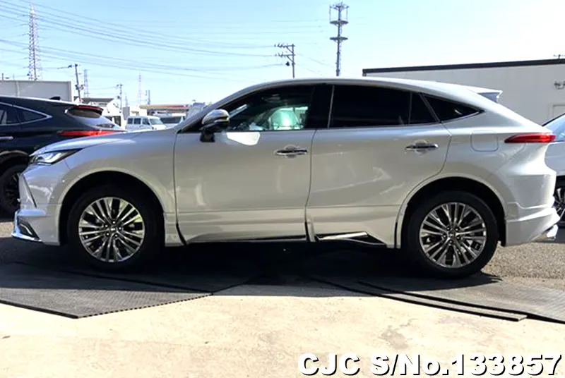 2026 Toyota / Harrier Stock No. 133857