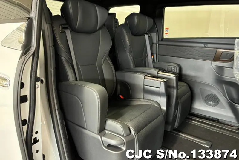 2026 Toyota / Alphard Stock No. 133874