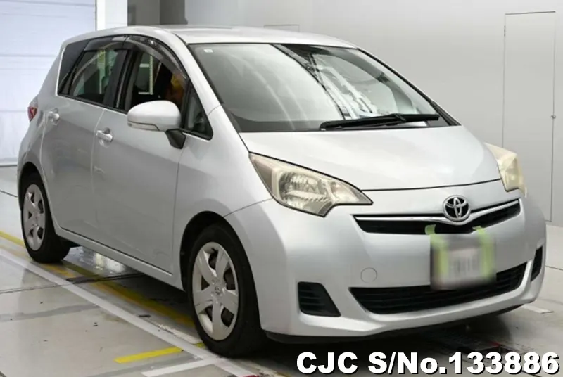 2011 Toyota / Ractis Stock No. 133886