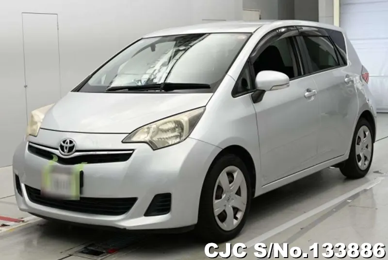 2011 Toyota / Ractis Stock No. 133886