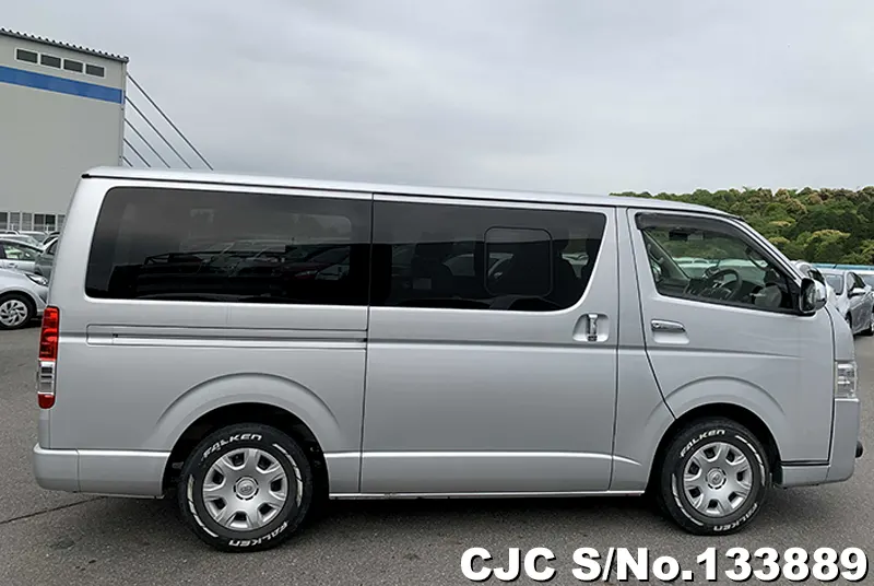 2016 Toyota / Hiace Stock No. 133889