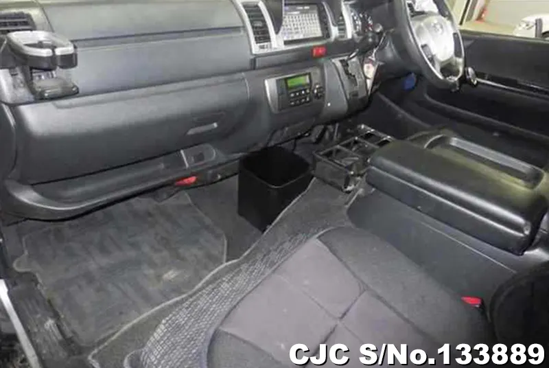 2016 Toyota / Hiace Stock No. 133889