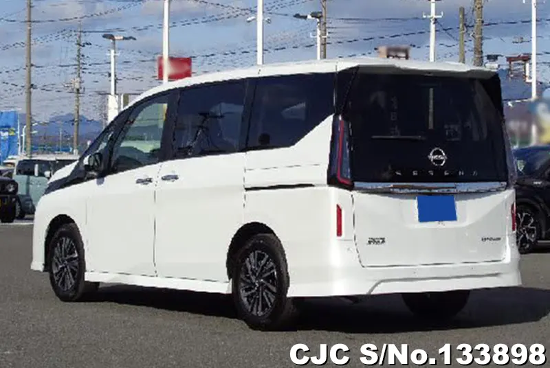 2026 Nissan / Serena Stock No. 133898