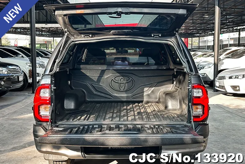 2023 Toyota / Hilux / Revo Stock No. 133920